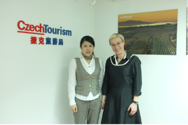 創(chuàng)意無限，服務(wù)細(xì)致 睿和誠專業(yè)策劃，塑造企業(yè)完美形象